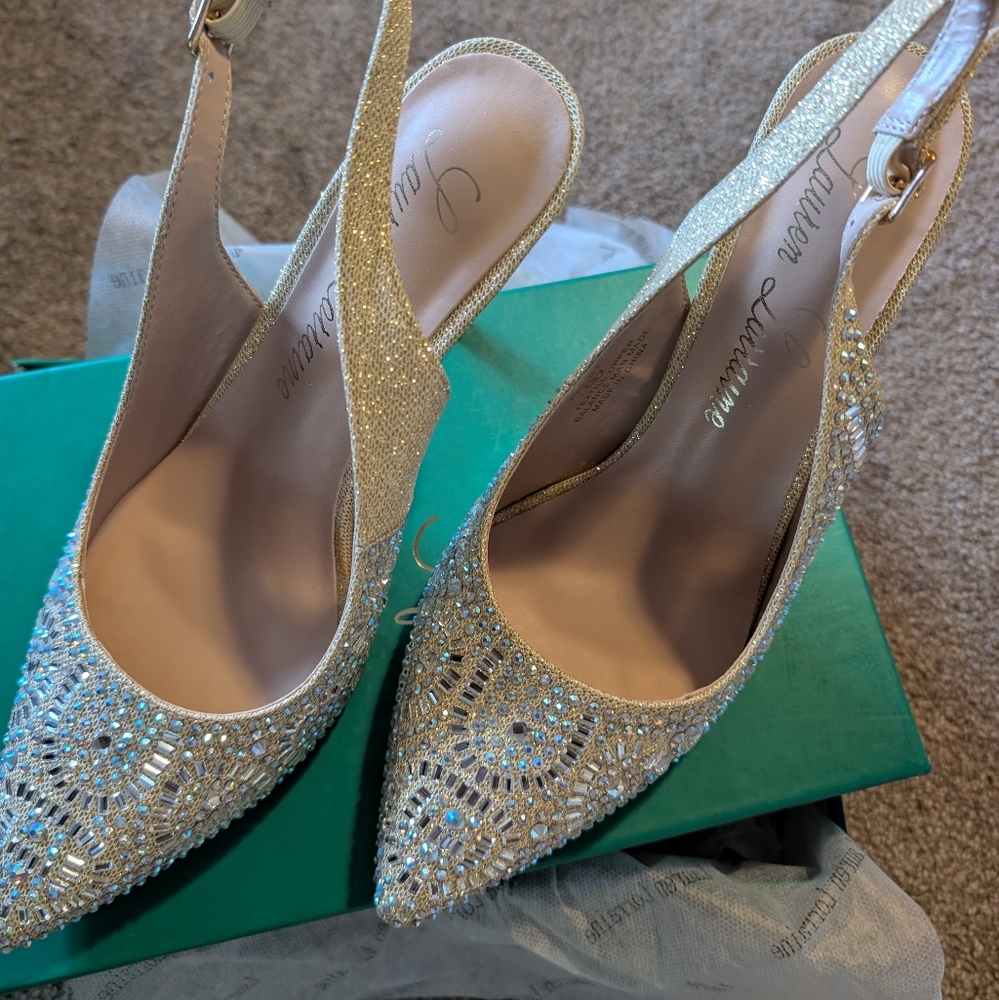 NWB Lauren Lorraine Rachel Nude Rhinestone Embellished Slingback Heels Size 9